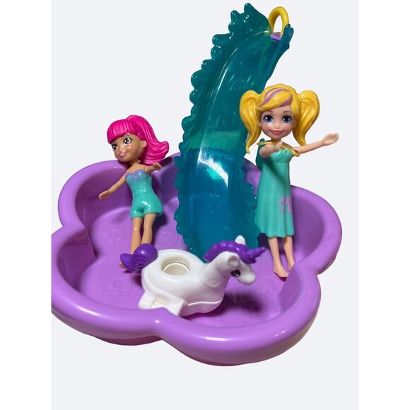 Polly Pocket Smoothie Splash Pack. Smoothie Stand  Accessories and 4 Dolls - Picture 2 of 8